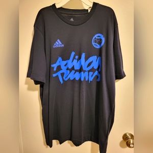 Adidas t shirt